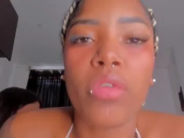 shy_suchka – webcam model profile photo Image 5