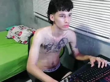 IORio2 – webcam model profile photo Image 17