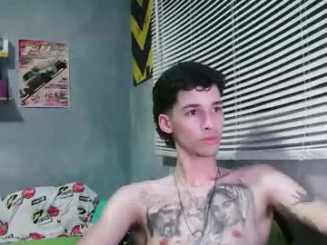 IORio2 – webcam model profile photo Image 7