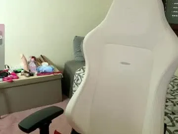 roseroxy – webcam model profile photo Image 2