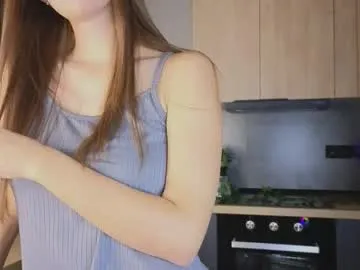 millemimi – webcam model profile photo Image 2