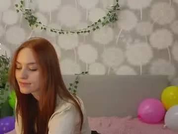 millemimi – webcam model profile photo Image 5