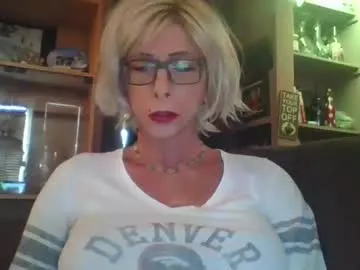 dirtypub – webcam model profile photo Image 7