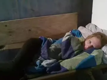 IORio2 – webcam model profile photo Image 10