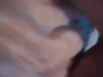 IORio2 – webcam model profile photo Image 12