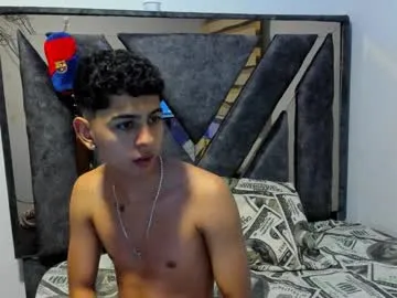 gomez_c_ – webcam model profile photo