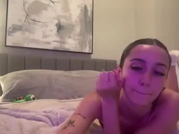 seahotseason – webcam model profile photo Image 9