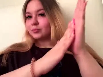 lucretiaburnaugh – webcam model profile photo Image 12