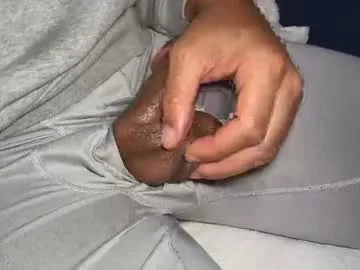 Taanni – webcam model profile photo Image 7