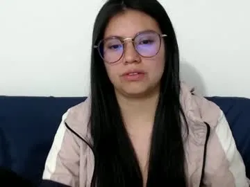 lynn9000 – webcam model profile photo Image 14