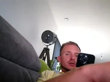 Blonde_sexy21 – webcam model profile photo Image 3