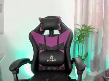 haileebeer_ Image 4