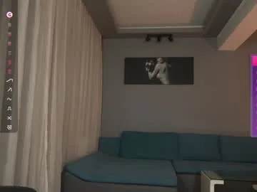 alinastar_ – webcam model profile photo Image 13