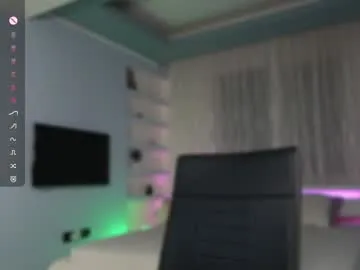 alinastar_ – webcam model profile photo Image 4