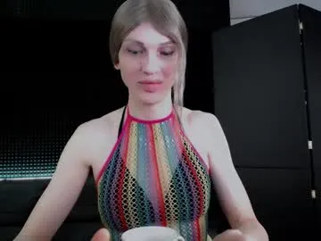 latinaflower_ts – webcam model profile photo Image 7