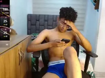 jonathanfranz123 – webcam model profile photo Image 12