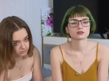 astryd69 – webcam model profile photo Image 2