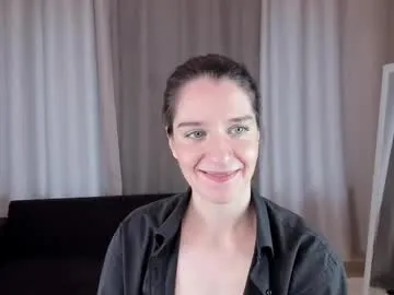 sigmasian – webcam model profile photo Image 11