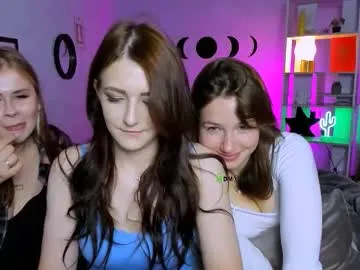 lissa_night – webcam model profile photo Image 14