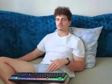 vladislav13mayeer – webcam model profile photo Image 15