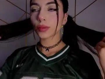 dellacrush_ – webcam model profile photo Image 18