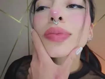 dellacrush_ – webcam model profile photo Image 9