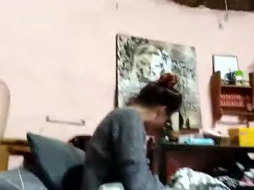 hina_porn – webcam model profile photo Image 7