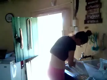 hina_porn – webcam model profile photo Image 8