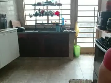 hina_porn – webcam model profile photo Image 17