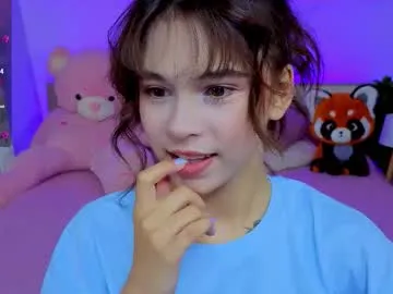 Youlalia – webcam model profile photo Image 12