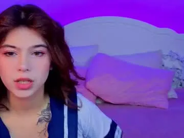 Youlalia – webcam model profile photo Image 14