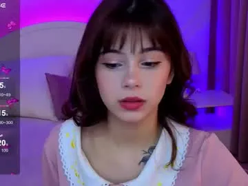 Youlalia – webcam model profile photo Image 9