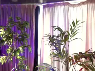 magic_angela – webcam model profile photo Image 8