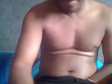 hotguyy001 – webcam model profile photo