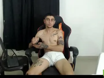 AlexAndPole – webcam model profile photo Image 5