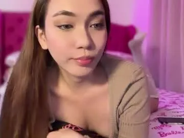 elyseeve333 – webcam model profile photo Image 3