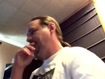 FaaBinaa – webcam model profile photo Image 3