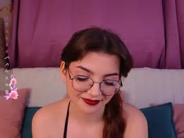 dellacrush_ – webcam model profile photo Image 1