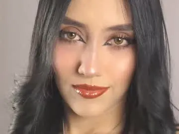 shy_hot_cat – webcam model profile photo Image 9