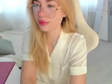 EvieEvans – webcam model profile photo Image 15