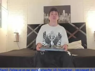 sunsets – webcam model profile photo Image 10