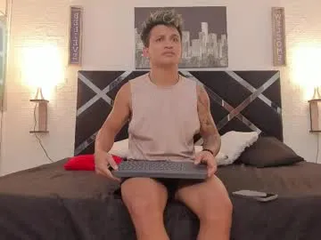 sunsets – webcam model profile photo Image 19