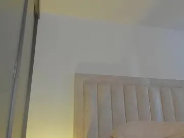 archimedes_ – webcam model profile photo Image 9