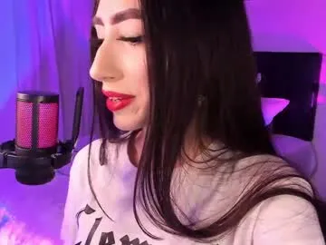 luna_dumont – webcam model profile photo Image 13