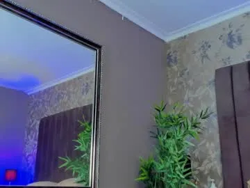 hina_porn – webcam model profile photo Image 11