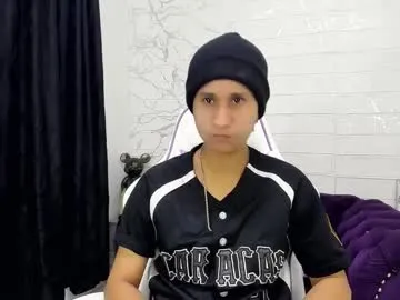 mila_glow – webcam model profile photo Image 1