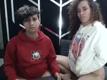 mila_glow – webcam model profile photo Image 4