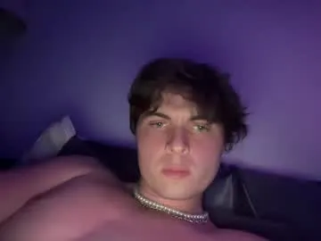 IORio2 – webcam model profile photo Image 7