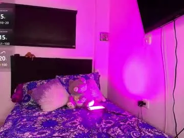 wolfan_sky – webcam model profile photo Image 3