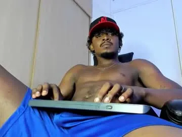 mon1_day – webcam model profile photo Image 12